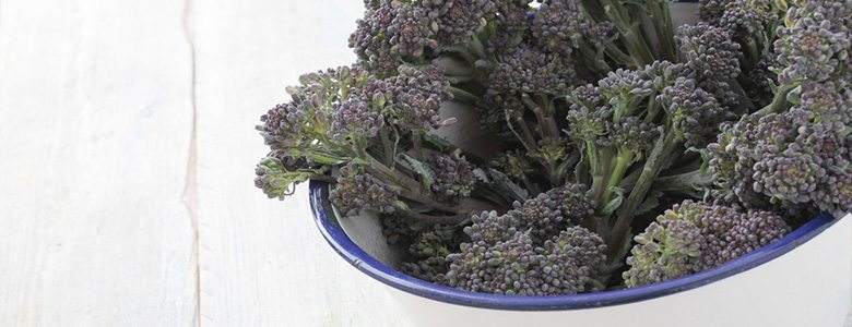 Whats-in-season-March-broccoli