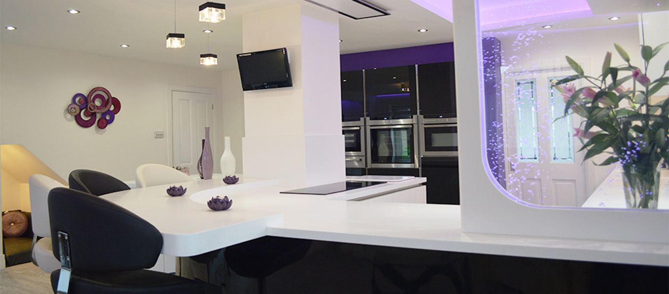Simplistic and Stylish - The perfect kitchen for social soirées
